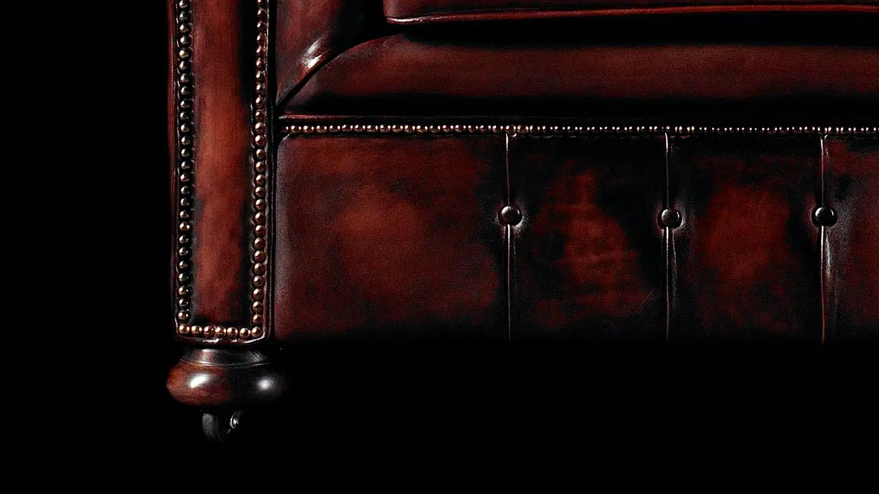William Blake sofá Chesterfield de cuero