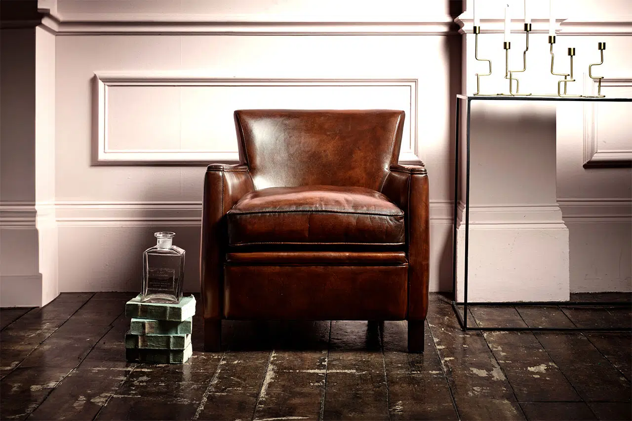 Sillón de piel teñida a mano Kettle