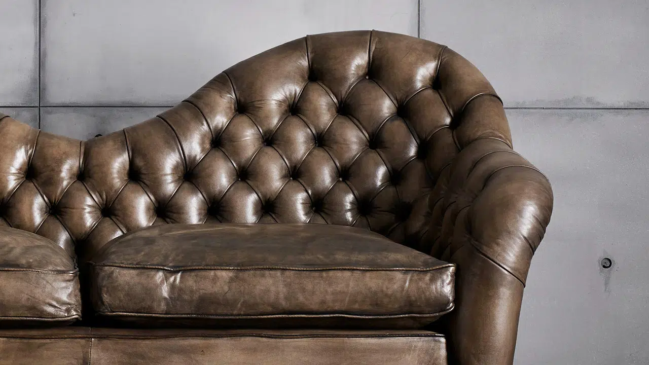 Francis Bacon Grand canapé Chesterfield