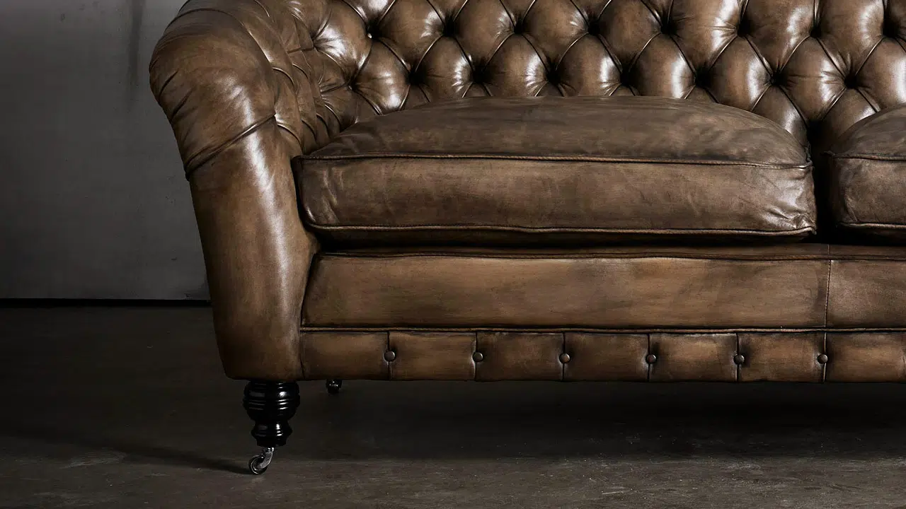 Francis Bacon Grand canapé Chesterfield