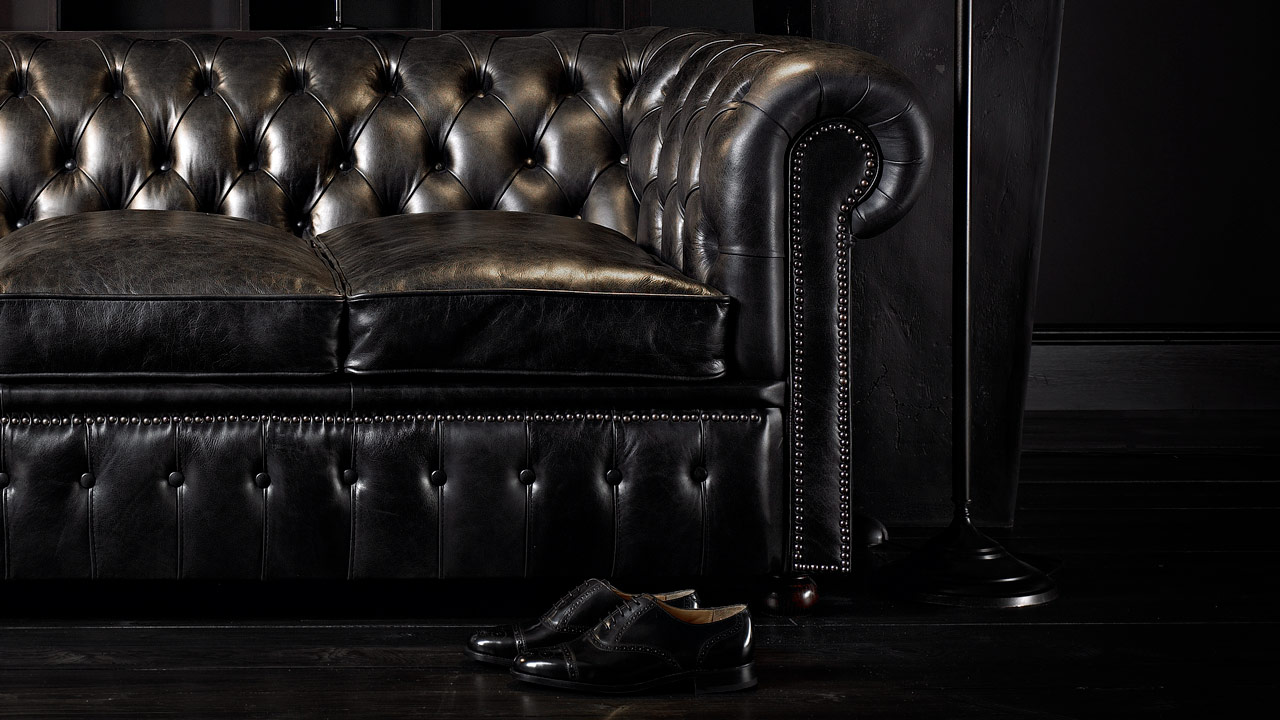 william Black Leather chesterfield sofa