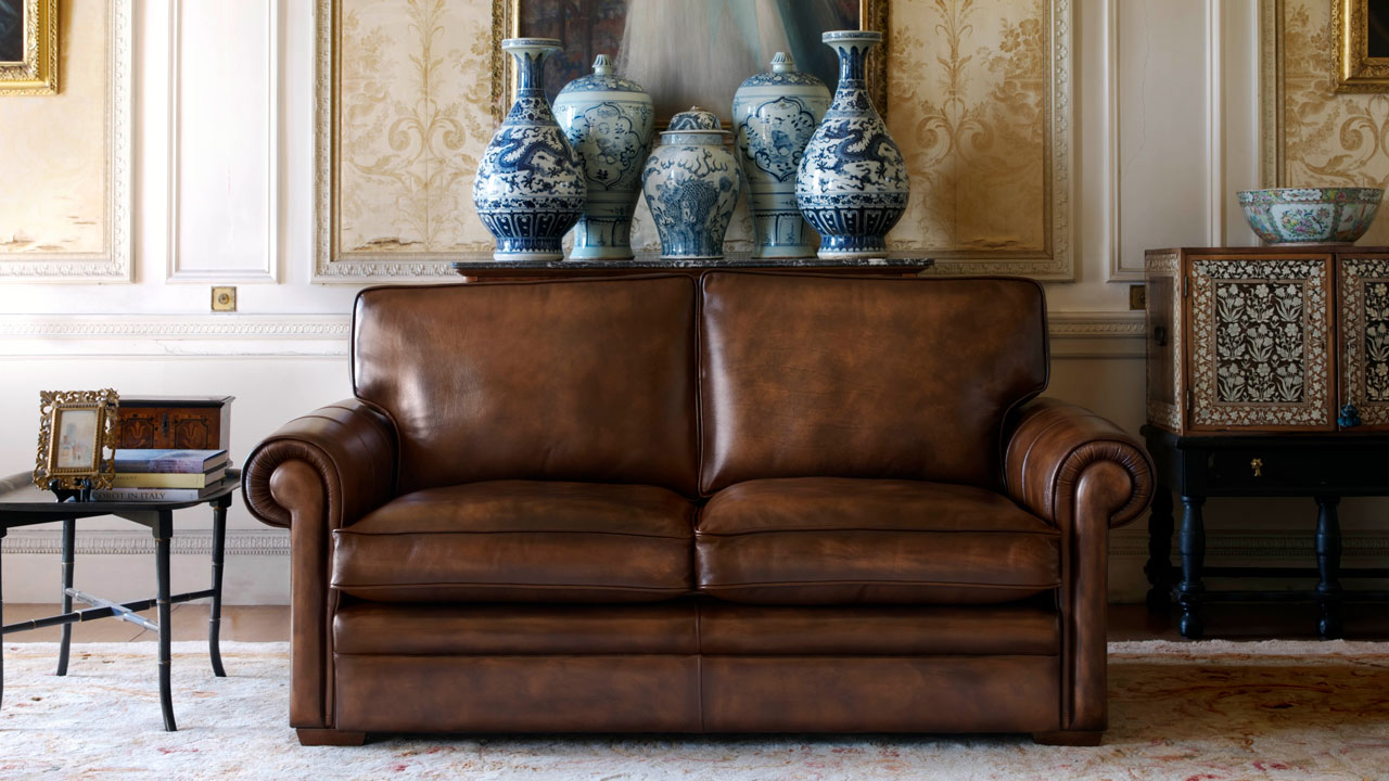 Carmen Classic Leather Sofa