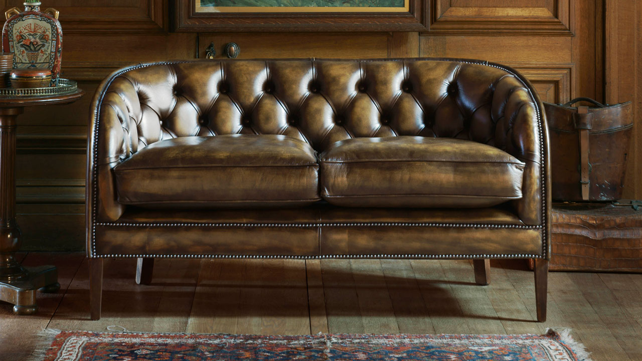Tobial Leather Chesterfield Sofa