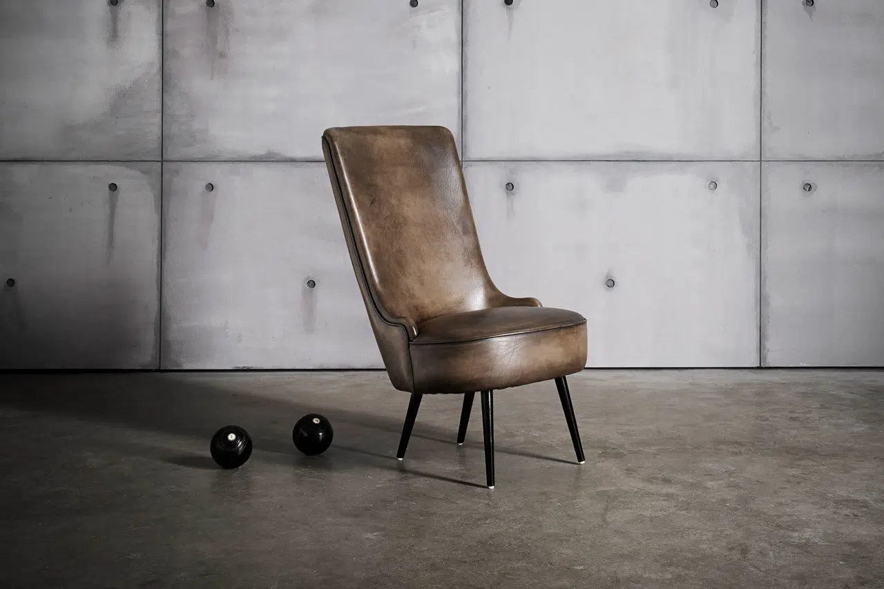 Blower industriële stoel met een evenwichtige en sierlijke esthetiek
